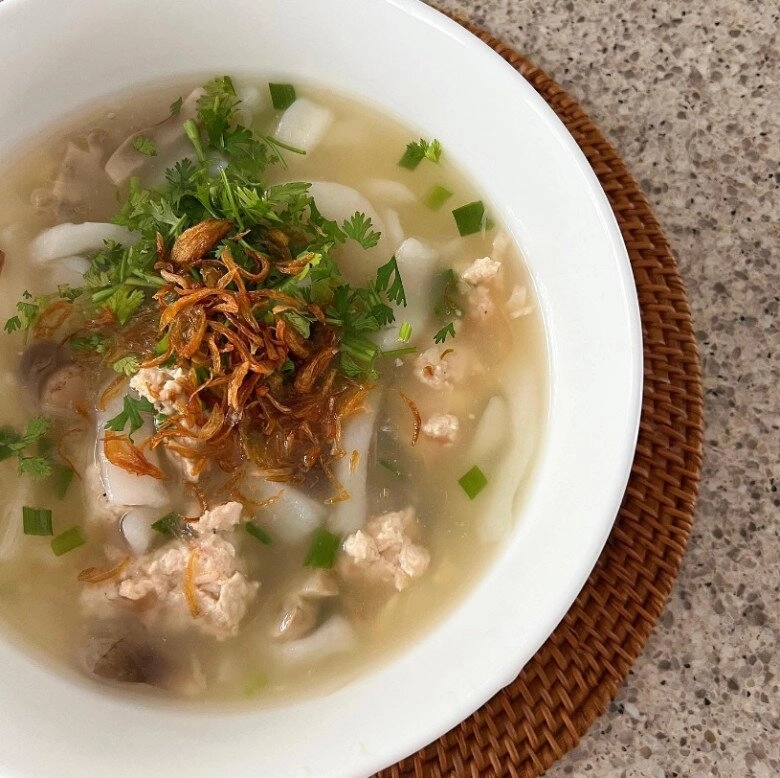 Nàng dâu tỷ phú tăng thanh hà nấu đãi lương mạnh hải món bún thôi mà cũng đẳng cấp hơn người thường - 10