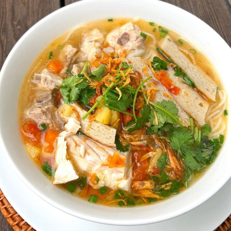 Nàng dâu tỷ phú tăng thanh hà nấu đãi lương mạnh hải món bún thôi mà cũng đẳng cấp hơn người thường - 11