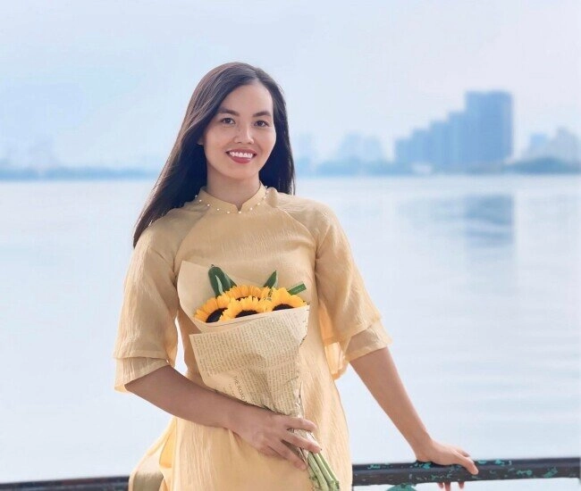 Ngô nướng không chưa đủ phải thêm thứ này ngô béo ngậy thơm nức trẻ con mê tít đòi ăn suốt - 1