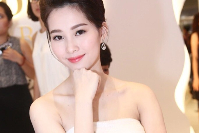 Người đẹp miền tây được hồng hài nhi mang 88 cây vàng hỏi cưới chồng trẻ luôn yêu thương con riêng của vợ - 1