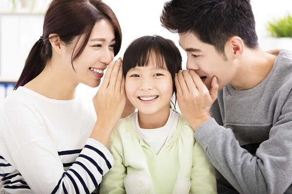 Nửa đêm nghe thấy tiếng thở dốc từ phòng ngủ nhà hàng xóm con gái 6 tuổi hỏi là tiếng gì mẹ trả lời quá hay - 3