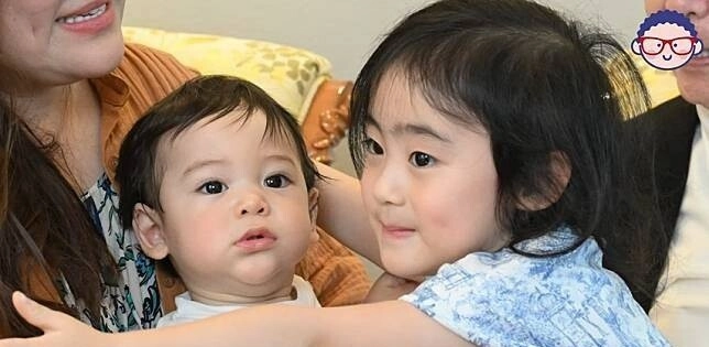 Ông lão 86 tuổi được vợ kém 37 tuổi khen giống tốt 3 năm sinh 2 con nhìn 2 đứa trẻ thì câm nín - 11