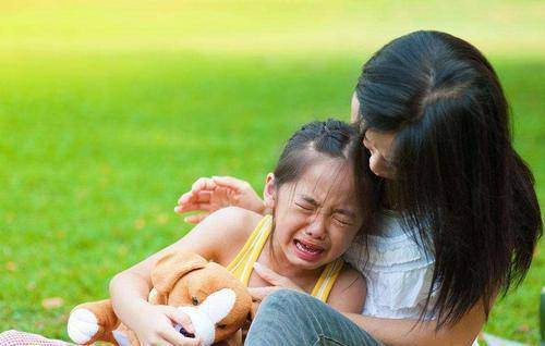 Phát hiện trên người con gái nhiều vết bầm tím khi ở với vợ mới của chồng cũ tôi vừa thương vừa mừng - 3