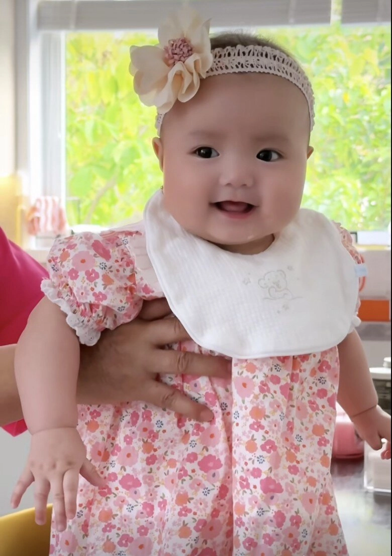 Phú bà sài thành cưới trai kém 9 tuổi đặt tên con gái rất nam tính chồng nghi vợ dùng tên người yêu cũ - 2
