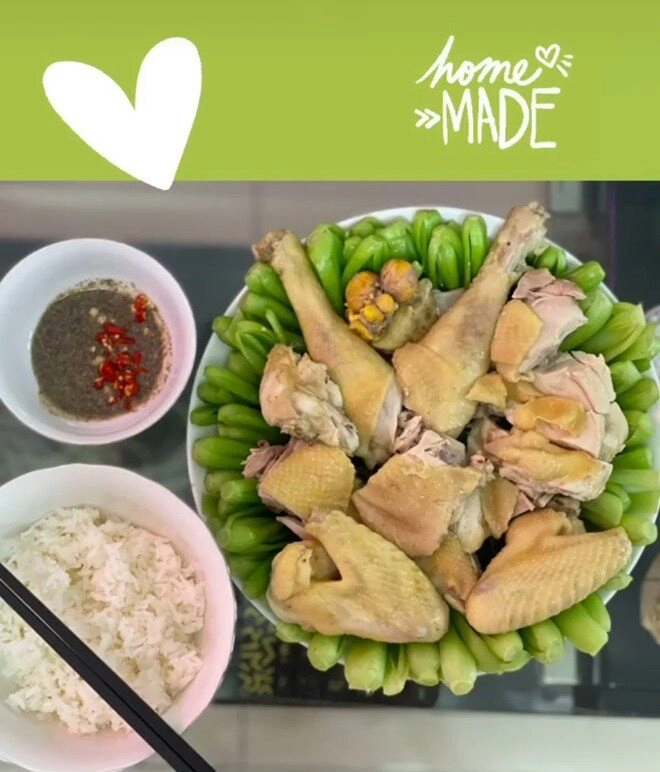 Phương mỹ chi khoe món khoái khẩu bên 2 người mẹ từng khiến bố xúc động vì chiếc bánh tự làm - 11