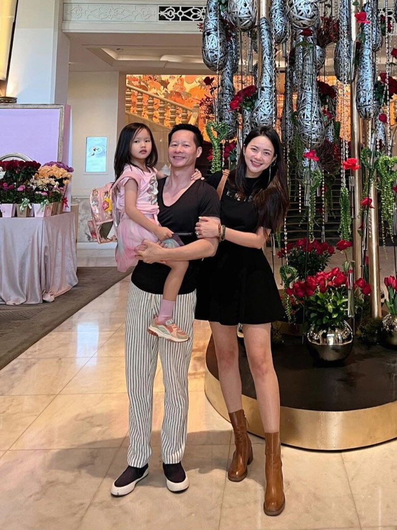 Quen đại gia trong quán bar mỹnữ việtmuốn có con chung ngay lập tức sau mới biết đã 4 đời vợ hơn 26 tuổi - 2