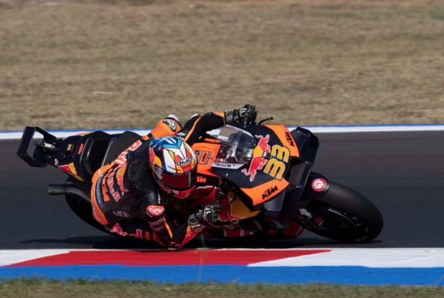 Ra mắt hjc rpha1 red bull misano gp hàng hiếm - 6
