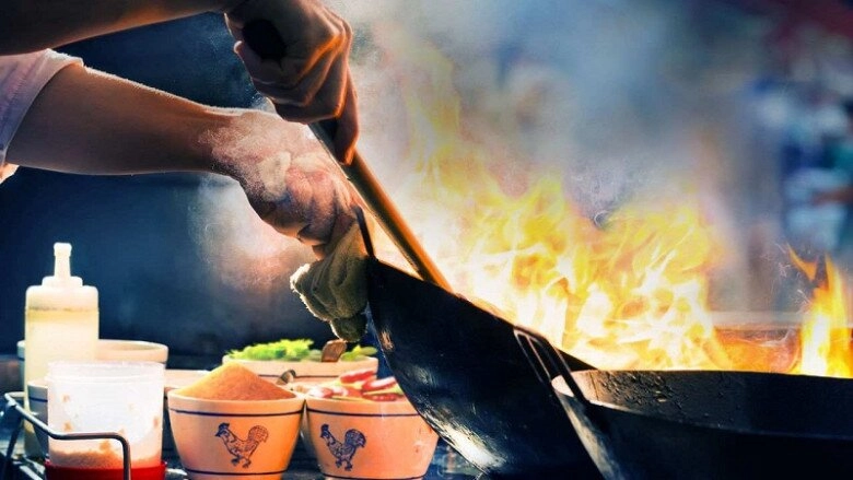 Rau xào xong hay bị thâm đen đầu bếp nhắc phải làm 3 điều này rau lúc nào cũng giòn ngon xanh mướt - 3