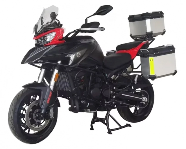 Rò rỉ hình ảnh đầu tiền về benelli trk 902 và trk 902 x mới - 4