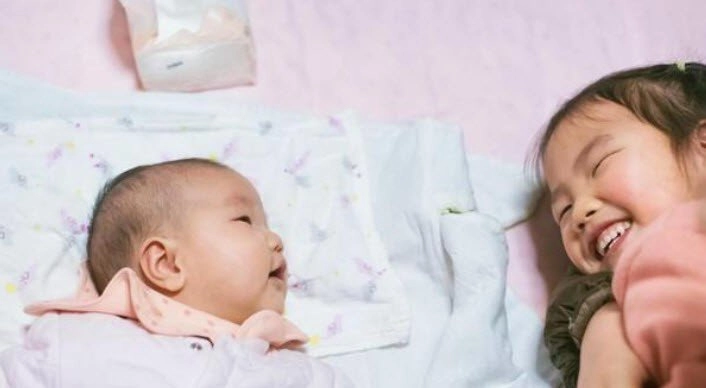 sao em không giống bố chút nào lời nói của con gái khiến chồng tôi đòi xét nghiệm adn - 3