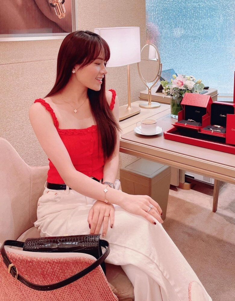 Sau 15 năm rời showbiz ở ẩn nữ chính bước nhảy xì tin lấy chồng giàu làm mẹ sang chảnh - 4