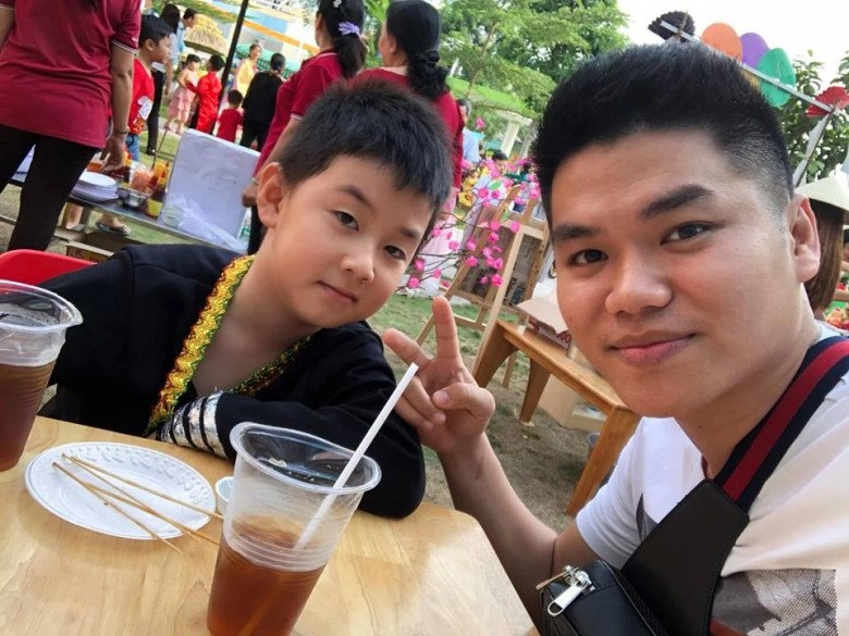 Sau 7 năm lấy lê phương chồng trẻ kém 7 tuổi vẫn chăm chỉtìm cách làm bạn với con trai riêng của vợ - 3