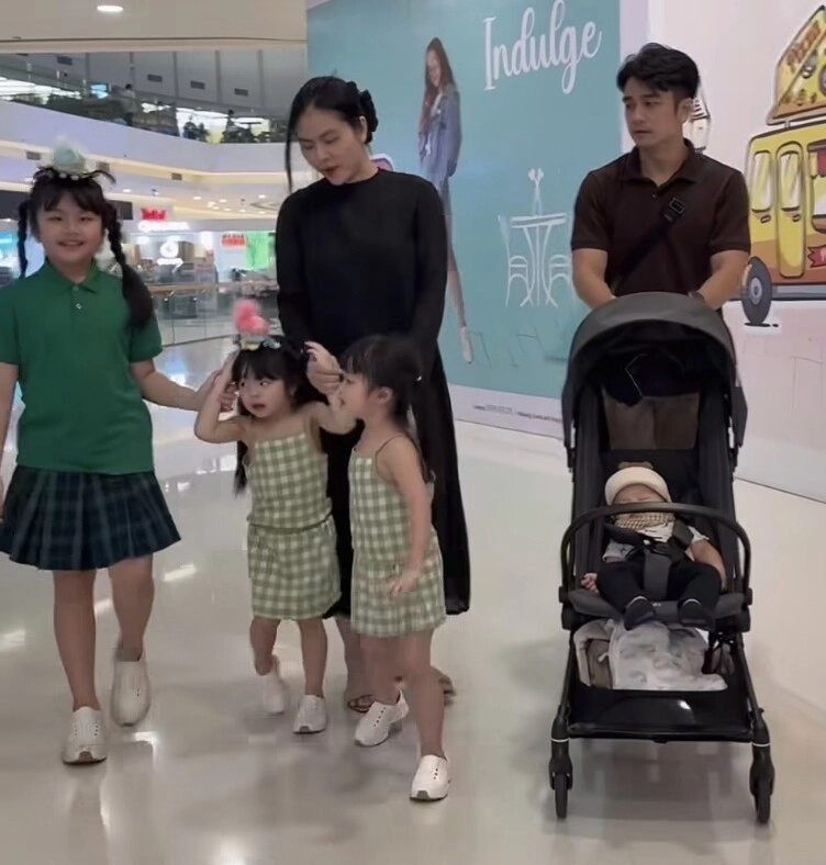 Sinh 4 con vân trang lần đầu tiết lộ thói quen mỗi lần ra ngoài nhiều mẹ bỉm đồng cảm - 2