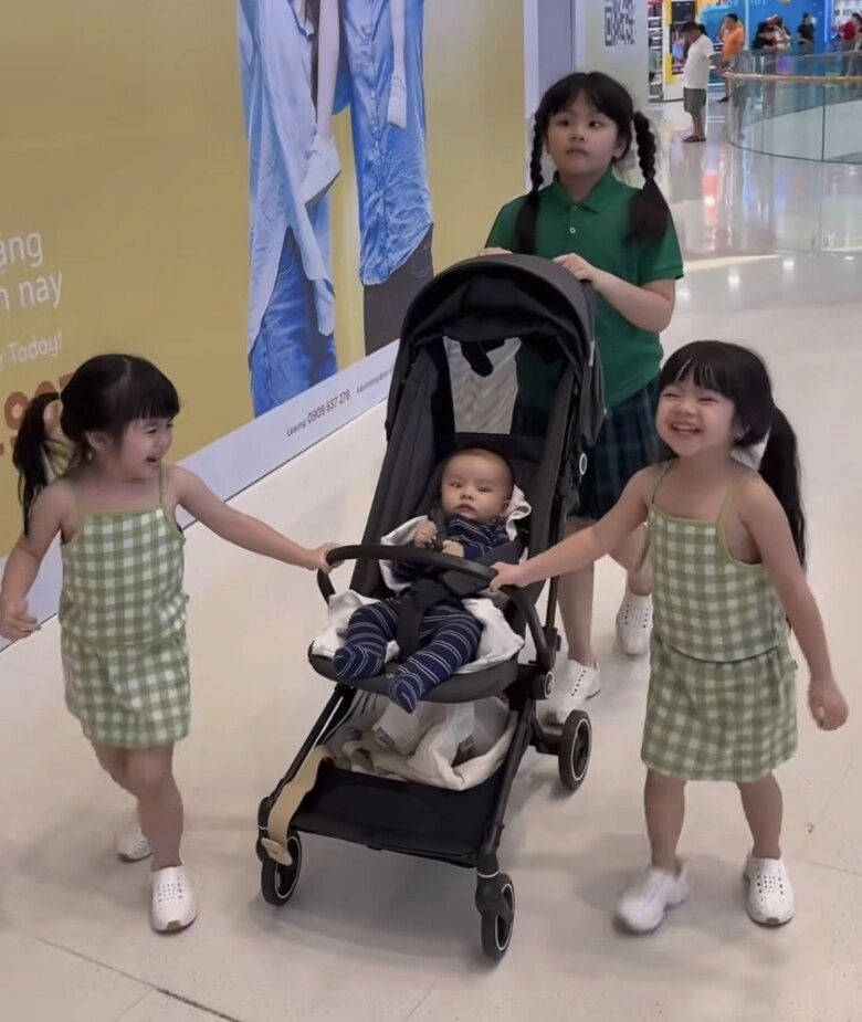 Sinh 4 con vân trang lần đầu tiết lộ thói quen mỗi lần ra ngoài nhiều mẹ bỉm đồng cảm - 5