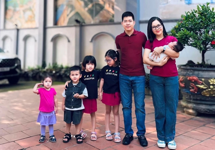Sinh 5 con trong 7 năm bà mẹ hà nội chi tiêu 50 triệu đồng mỗi tháng - 1