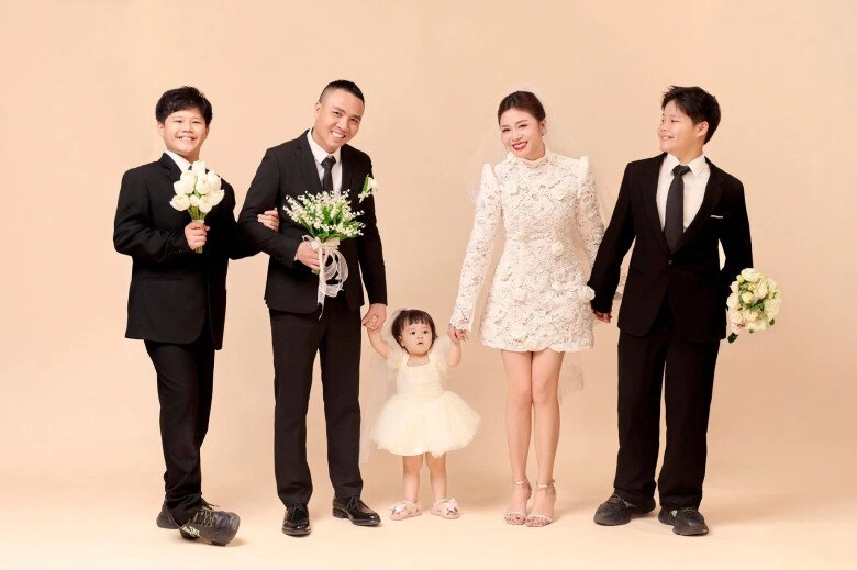 Sinh con cho chồng đạo diễn ở tuổi u40 mc nổi tiếng vtv hoàng linh được chồng cưng chiều làm mẹ sung sướng - 2