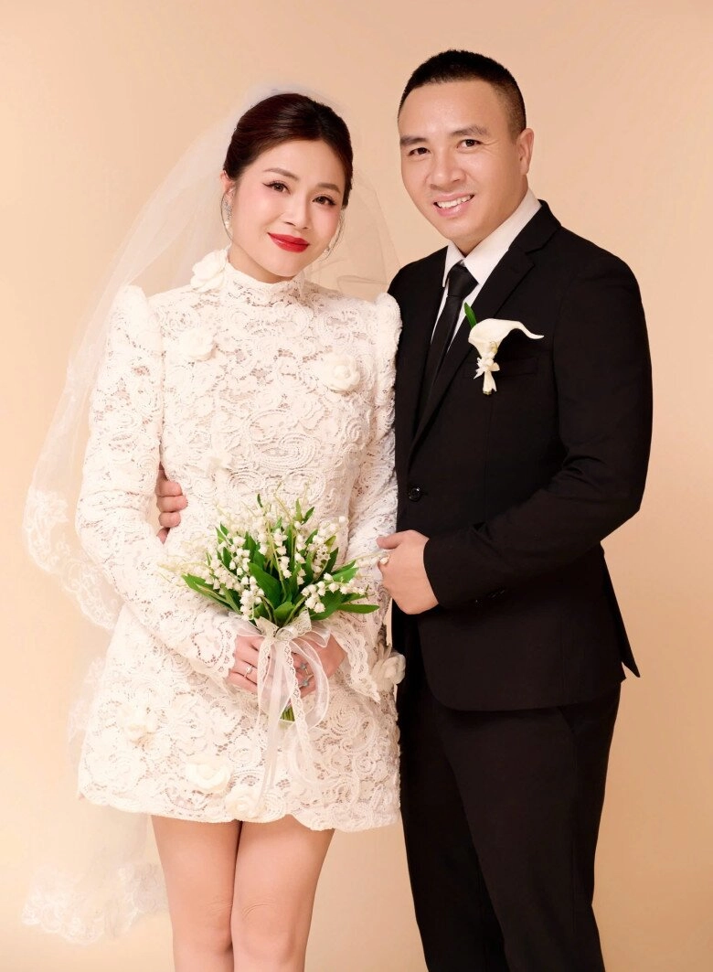 Sinh con cho chồng đạo diễn ở tuổi u40 mc nổi tiếng vtv hoàng linh được chồng cưng chiều làm mẹ sung sướng - 7