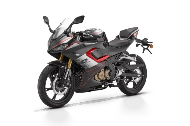 Srk 125r 2025 vượt mặt các đổi thủ nhờ vào dàn chân nguyên bản 4 piston - 9