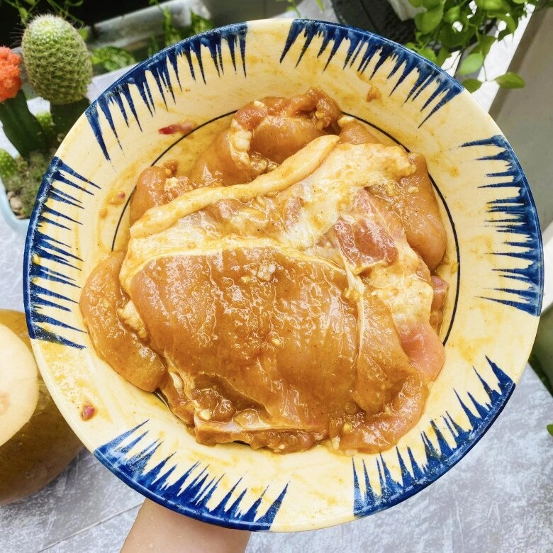 Sườn cốt lết khìa nước dừa siêu ngon chỉ vài bước đơn giản là xong cả nhà khen tấm tắc - 3