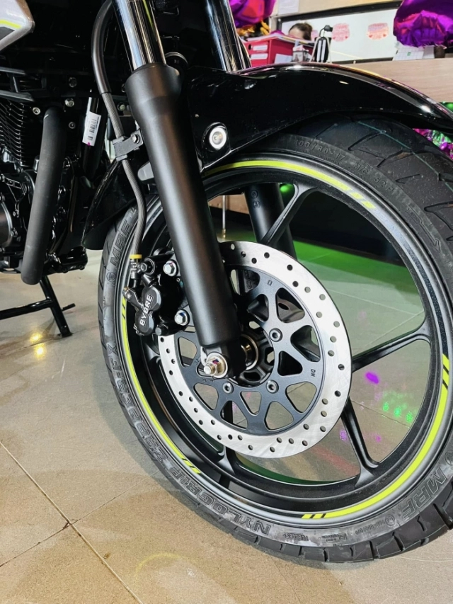 Suzuki gixxer 155 2025 bổ sung thêm màu sắc mới với giá bán khoảng 425 triệu đồng - 5
