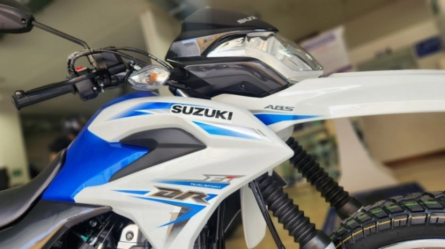 Suzuki ra mắt đối thủ xứng tầm với yamaha wr155 trang bị sẵn phanh abs - 1