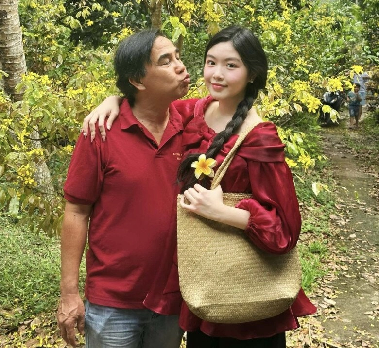 Tại sao quyền linh nói không muốn con gái vào showbiz lọ lem lại suốt ngày đi sự kiện diễn thời trang - 2
