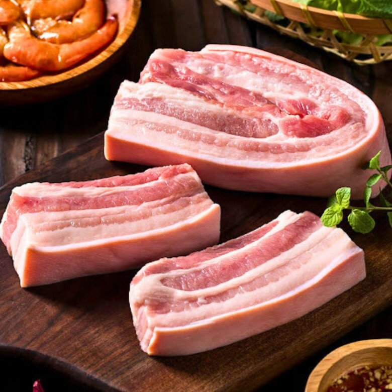 Thích ăn thịt luộc mà khi làm hay bị hôi màu xỉn nhớ 3 điều này thịt thơm nức trắng ngon nhìn chỉ muốn chấm mắm ngay - 1
