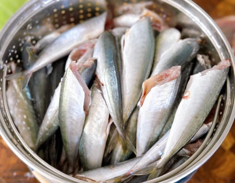 Thiếu đồ nhậu mẹ đảm đà nẵng làm cá nục khô rút xương dai ngọt đậm vị càng ăn càng nghiền - 2