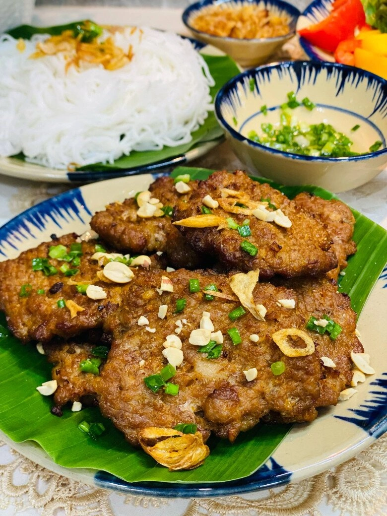 Thịt băm nướng mềm mọng ngọt ngon thơm nức nhờ tuyệt chiêu tẩm ướp này - 7