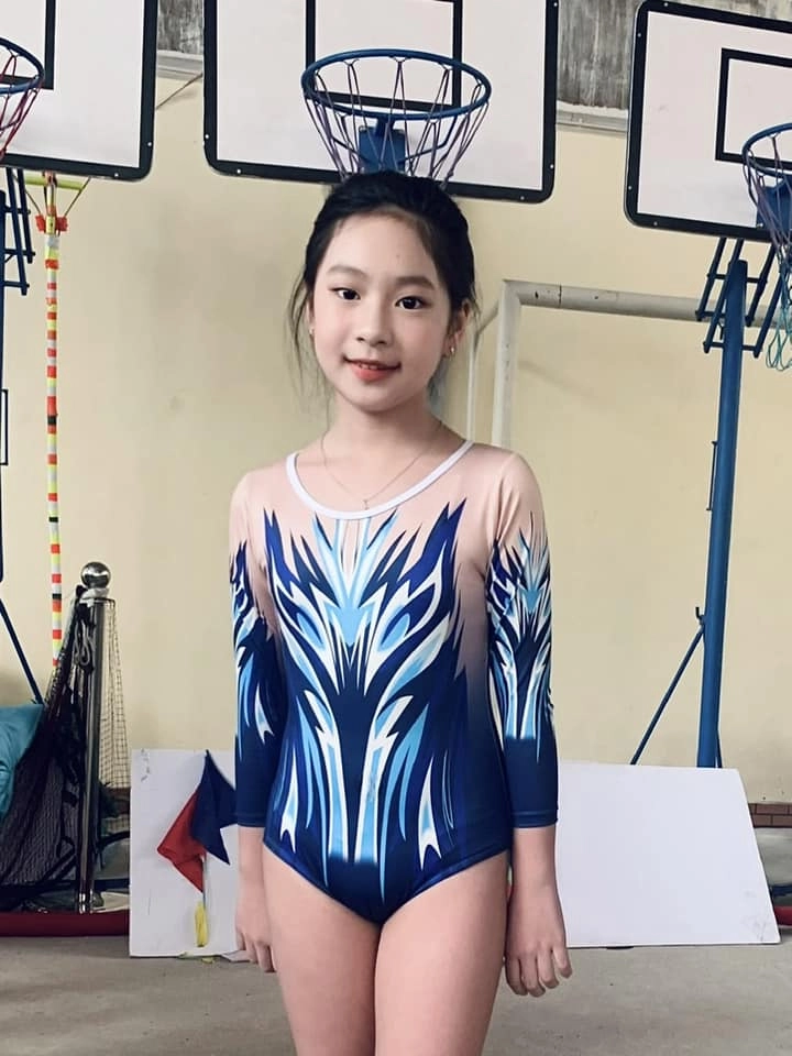 Tiểu thư hà thành u40 làm mẹ 4 con xinh đẹp giỏi giang còn kiếm 276 tỷ đồng trong 9 ngày - 7
