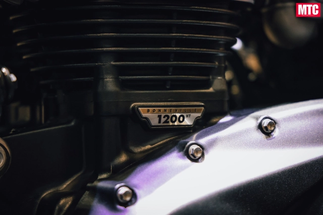 Tín đồ hoài cổ chỉ biết xuýt xoa trước phiên bản triumph bonneville bobber tfc 2025 - 13