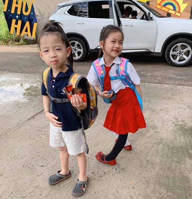 Trở về sau chuyến định cư 1 năm 3 con ốc thanh vân ngày đầu đi học lại trường quốc tế ở việt nam học phí 15 tỷnăm đắt hơn cả ở úc - 11