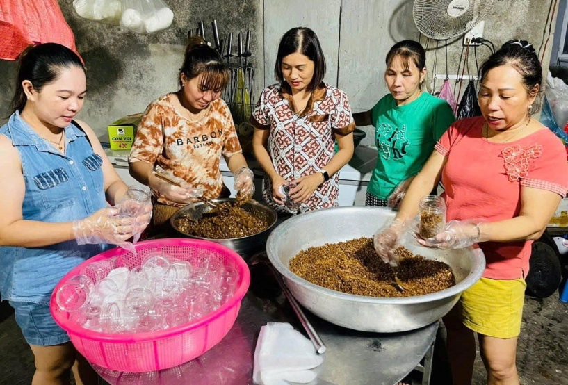 Trung thu 2024 không bánh không trà chỉ có những bữa ăn ấm vị yêu thương - 7