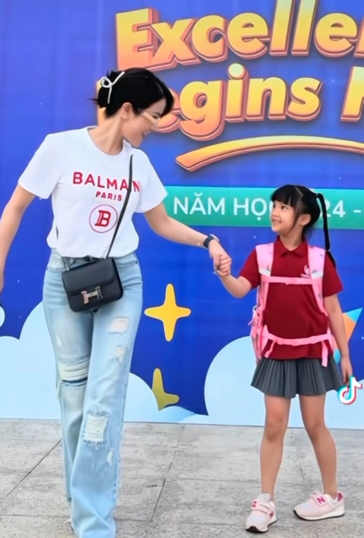Từ chối trường quốc tế 2 tỷnăm dù chồng cũ trả tiền diệp lâm anh chọn để con nhập học lớp 1 trường gần nhà học phí khác hẳn - 2