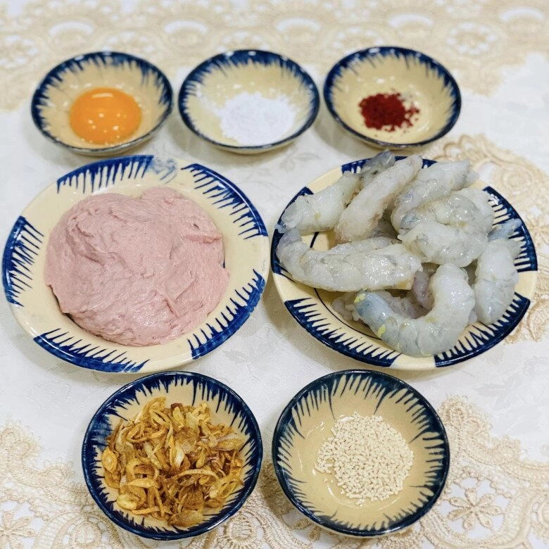 Tự làm tôm viên chiên vừa ngon thơm lại đơn giản người già trẻ nhỏ đều mê - 2