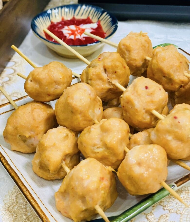 Tự làm tôm viên chiên vừa ngon thơm lại đơn giản người già trẻ nhỏ đều mê - 6