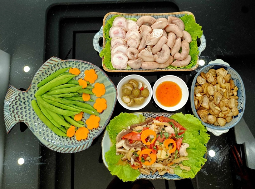 Từng tiết kiệm tiền bán ve chai để mua sách nấu ăn giờ nhìn loạt cơm ngon của mẹ đảm ai cũng phải khen hết lời - 4
