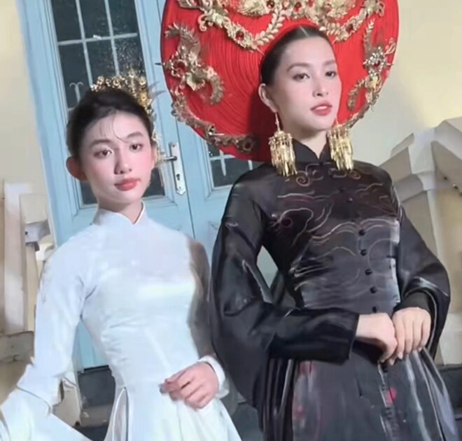 Vài phút trên sàn diễn bé gái 15 tuổi lấn át hh tiểu vy vì quá đẹp được mẹ đào luyện để đậu hoa hậu tương lai - 6