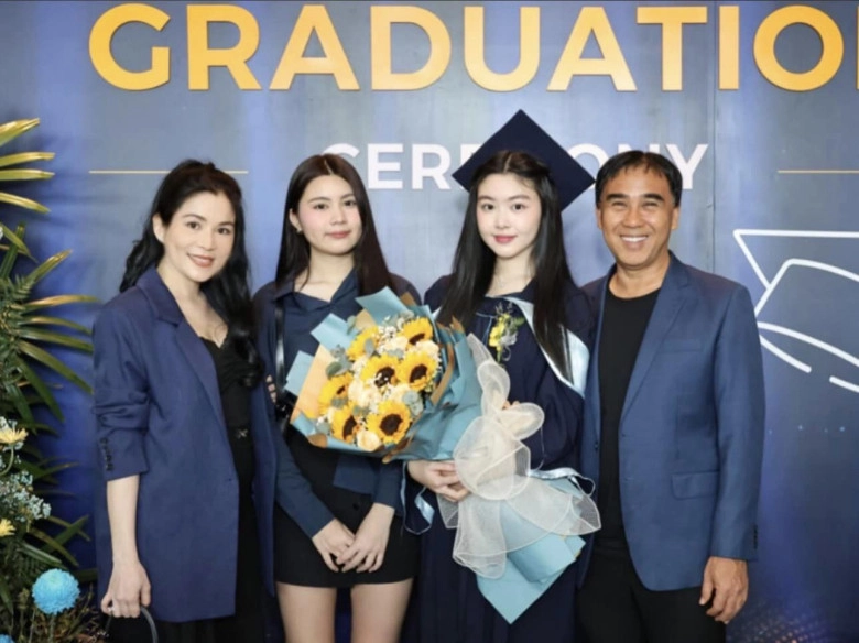 Vẽ tranh đem đi sự kiện ái nữ nhà quyền linh gây chú ý với visual tuổi 18 đỉnh chóp tài năng đáng ngưỡng mộ - 6