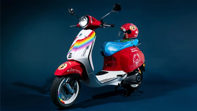 Vespa ra mắt bộ 3 primavera electric với ngoại hình độc đáo để chào mừng thế vận hội mùa đông 2025 - 3