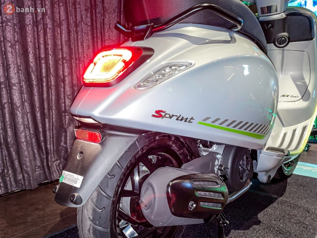 Vespa sprint tech chính thức ra mắt tại việt nam với giá bán hơn 100 triệu đồng - 9