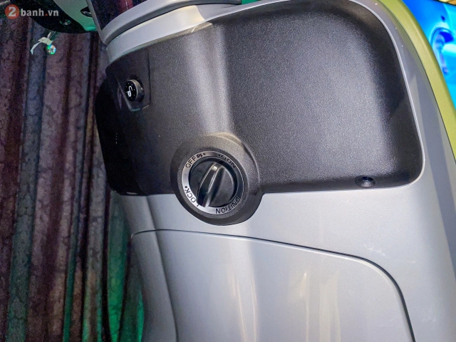 Vespa sprint tech chính thức ra mắt tại việt nam với giá bán hơn 100 triệu đồng - 11