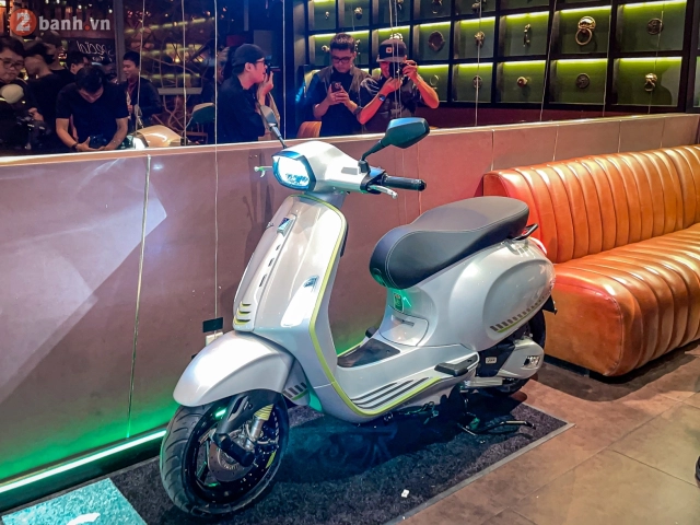 Vespa sprint tech chính thức ra mắt tại việt nam với giá bán hơn 100 triệu đồng - 17