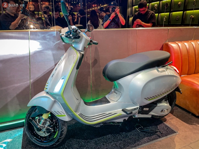 Vespa sprint tech chính thức ra mắt tại việt nam với giá bán hơn 100 triệu đồng - 20