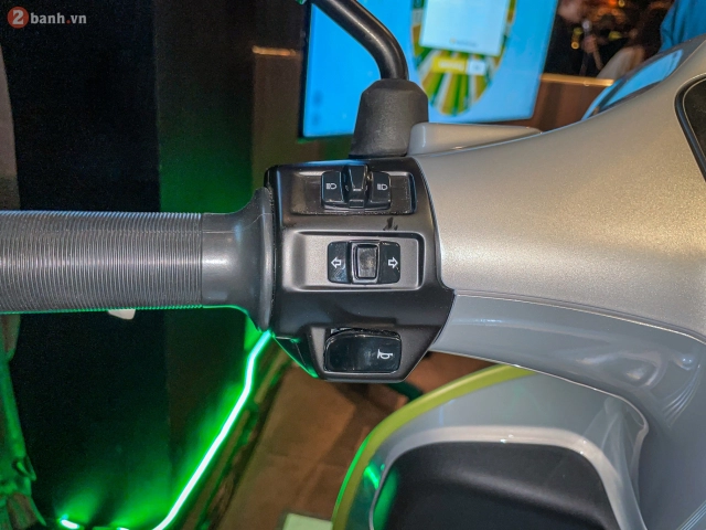 Vespa sprint tech chính thức ra mắt tại việt nam với giá bán hơn 100 triệu đồng - 23
