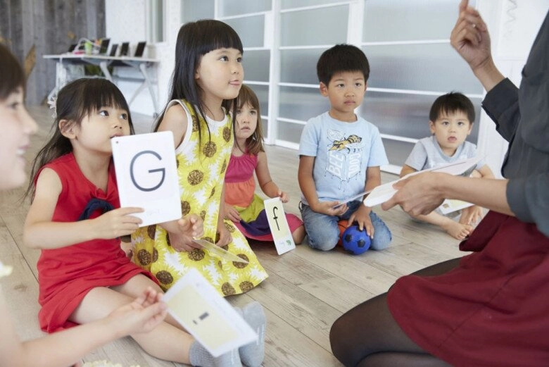 Viết văn tả cô giáo của em bé lớp 1 chỉ viết 6 dòng nhưng khiến ai đọc cũng nể - 2
