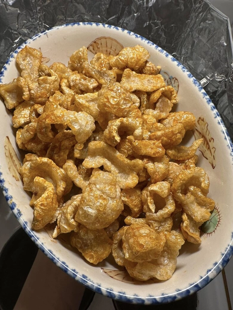 Vợ cũ huy khánh đảm hơn khi chăm con gái ở phần lan khoe cách làm heo quay siêu dễ mà ngon tuyệt - 4