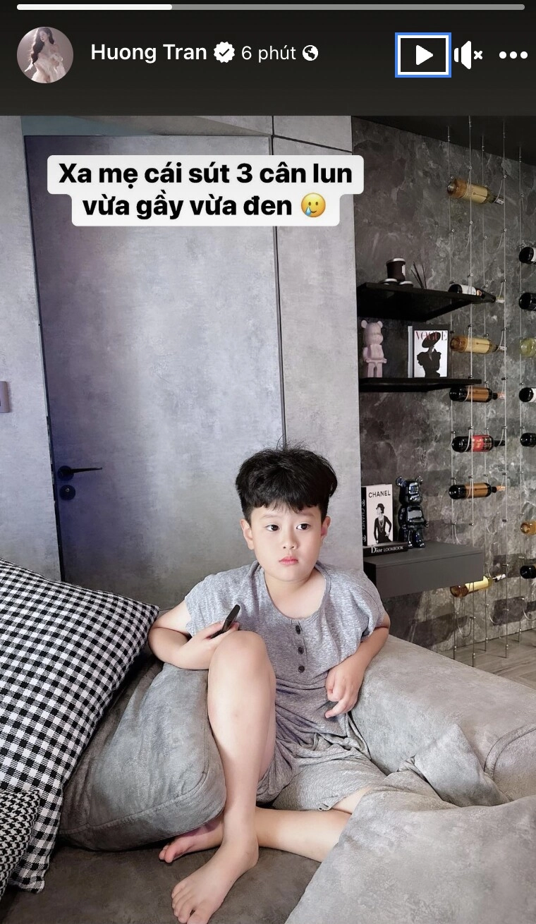 Vợ cũ việt anh xót xa con trai nghỉ hè xa mẹ sụt mấy cân trông đen nhẻm khác hẳn khi ở với mẹ - 1