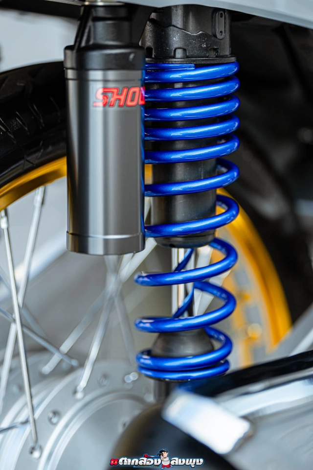 Wave 125 độ gây chú ý bởi những món trang sức titan đến từ nhật bản - 10