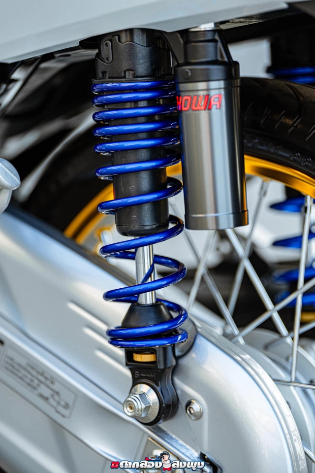 Wave 125 độ gây chú ý bởi những món trang sức titan đến từ nhật bản - 16
